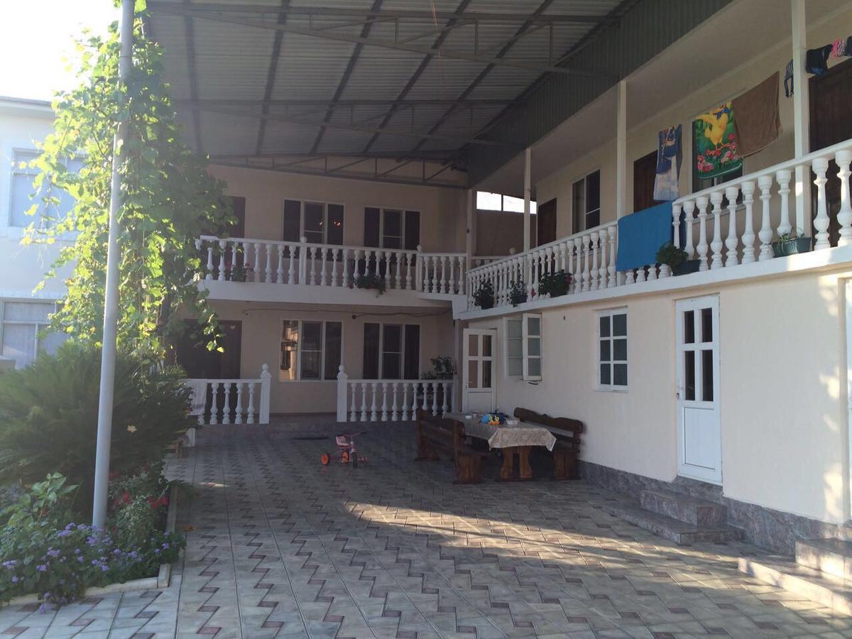 Guest House Liel Sukhumi Exterior foto